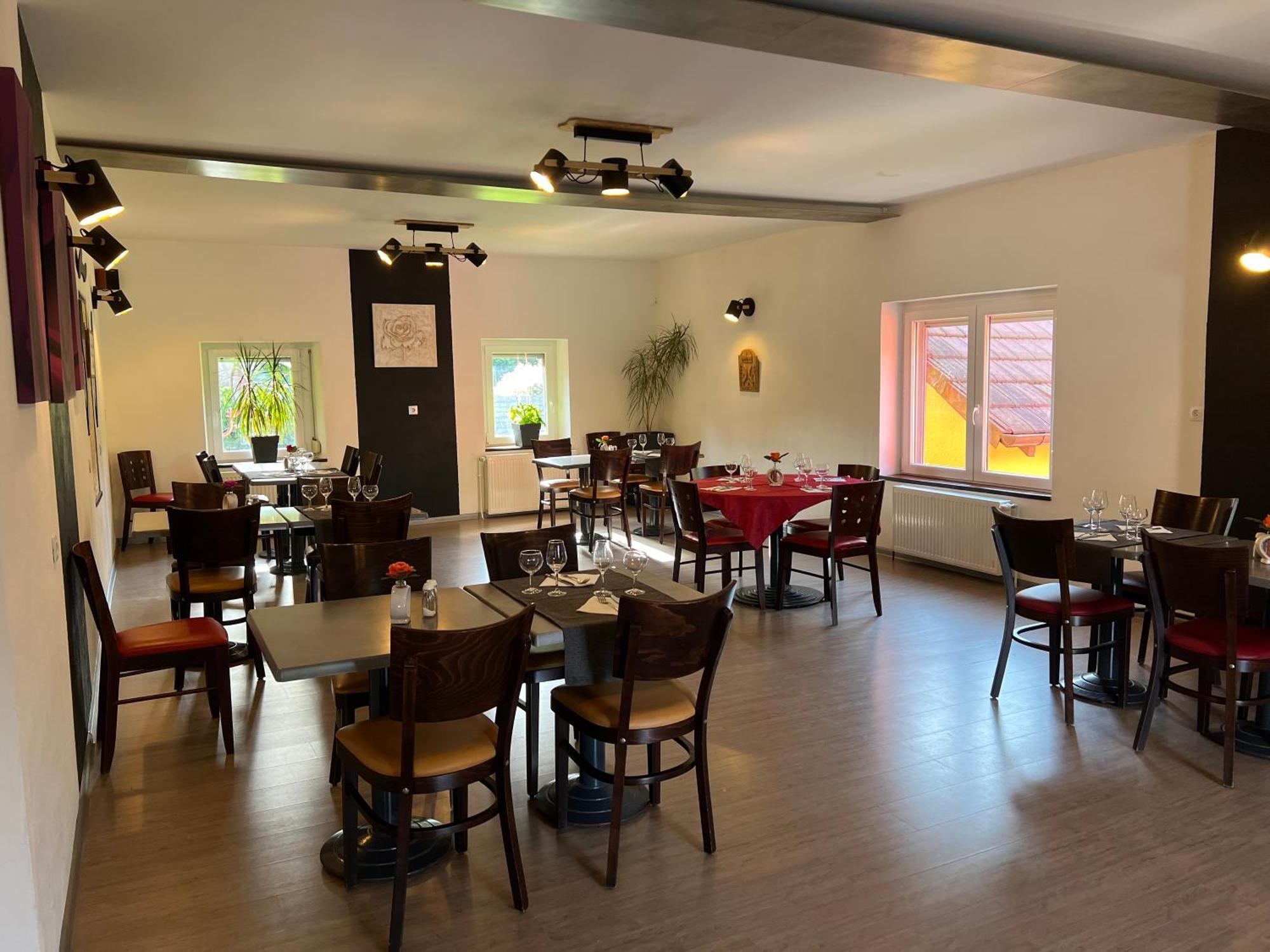 Auberge Restaurant La Roseraie Grandrupt Zewnętrze zdjęcie