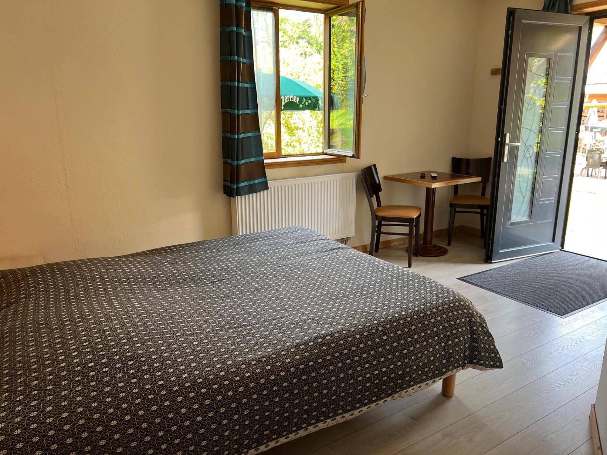 Auberge Restaurant La Roseraie Grandrupt Zewnętrze zdjęcie
